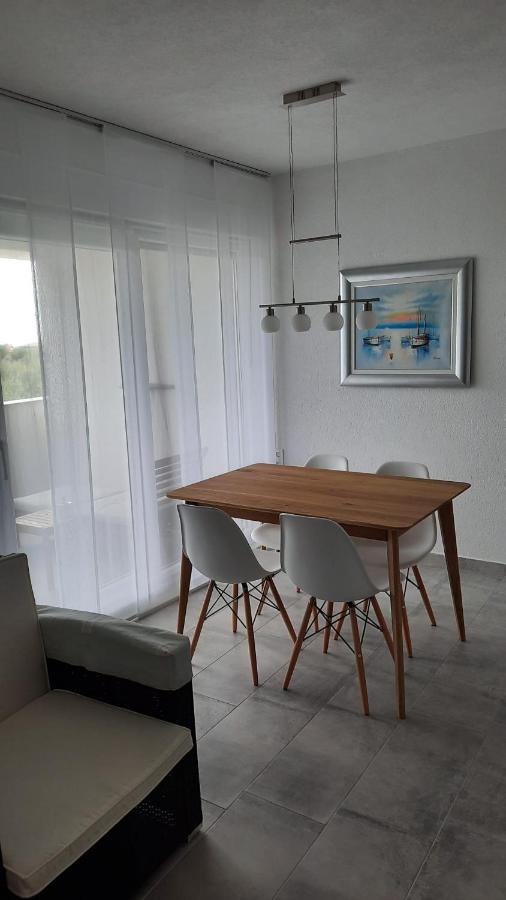 Aksa Residences Vir Eksteriør billede